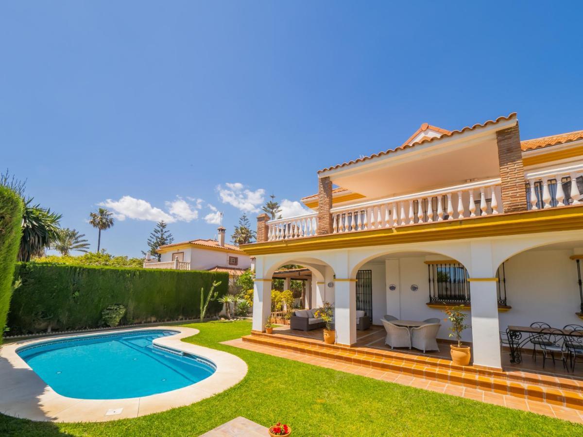 Cubo'S Villa Yedra Guadalmar Malaga Exterior photo